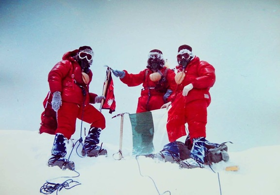Everest 18